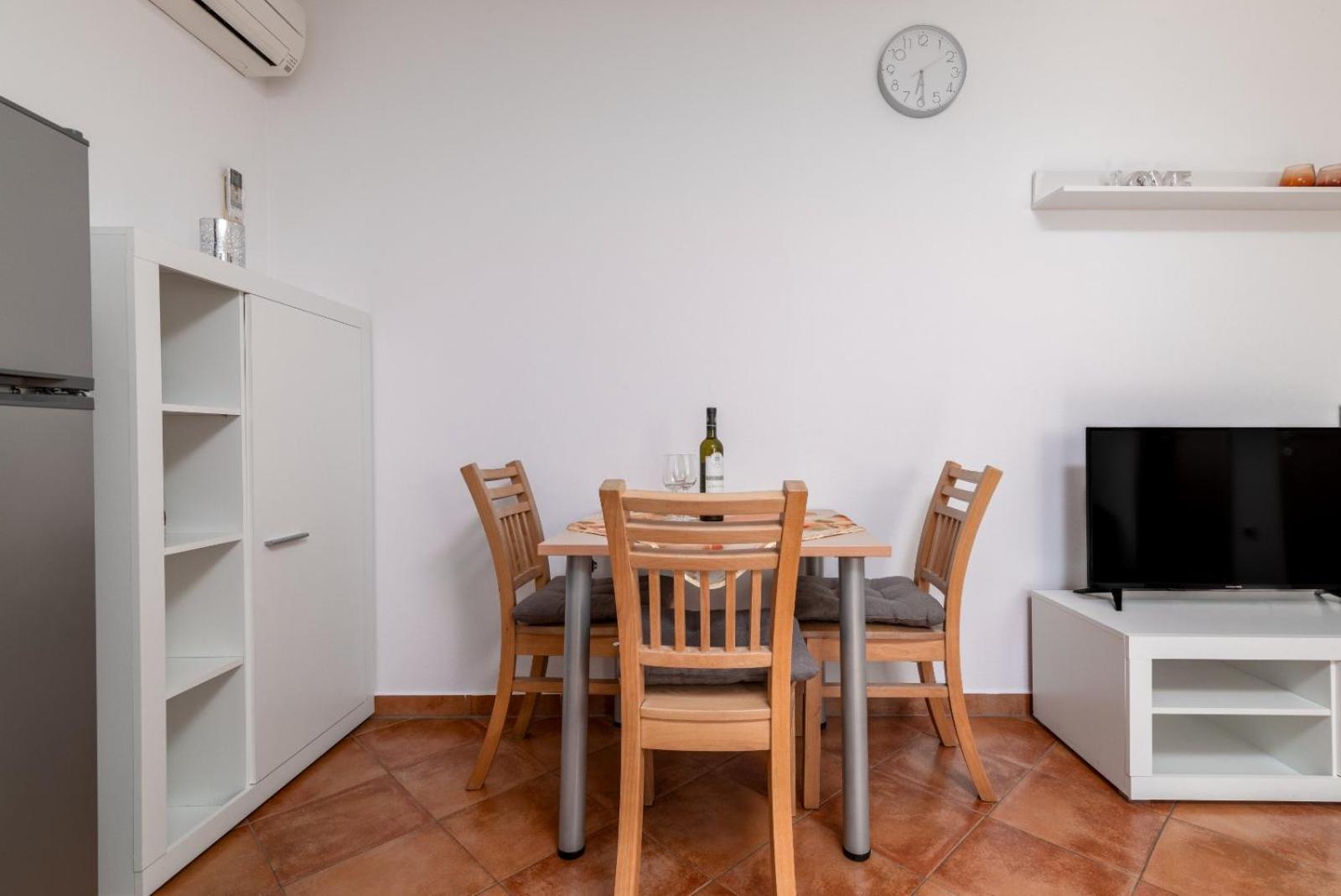 Apartments Manuela Пула Экстерьер фото